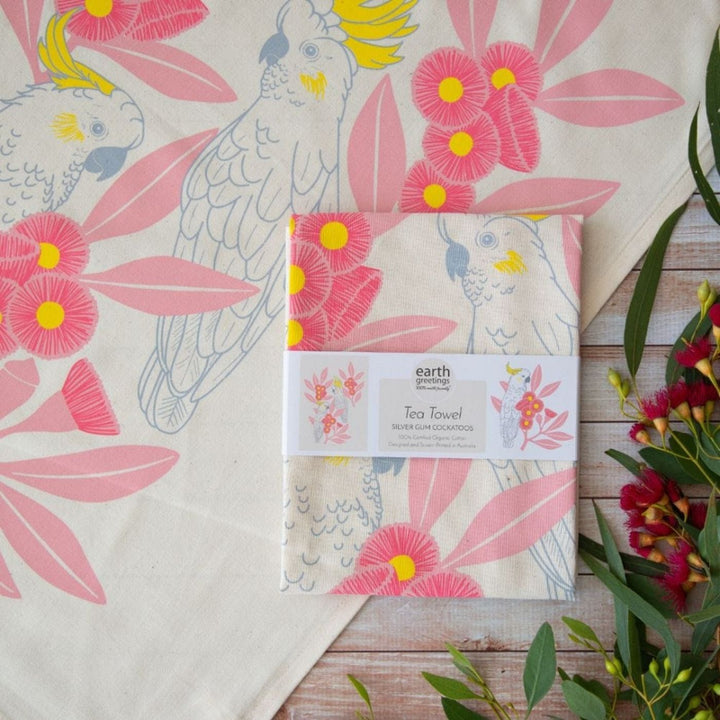 This organic cotton tea towel has fabric that is made from 100% certified organic unbleached cotton, featuring floral illustrations by Australian artist Negin Maddock.