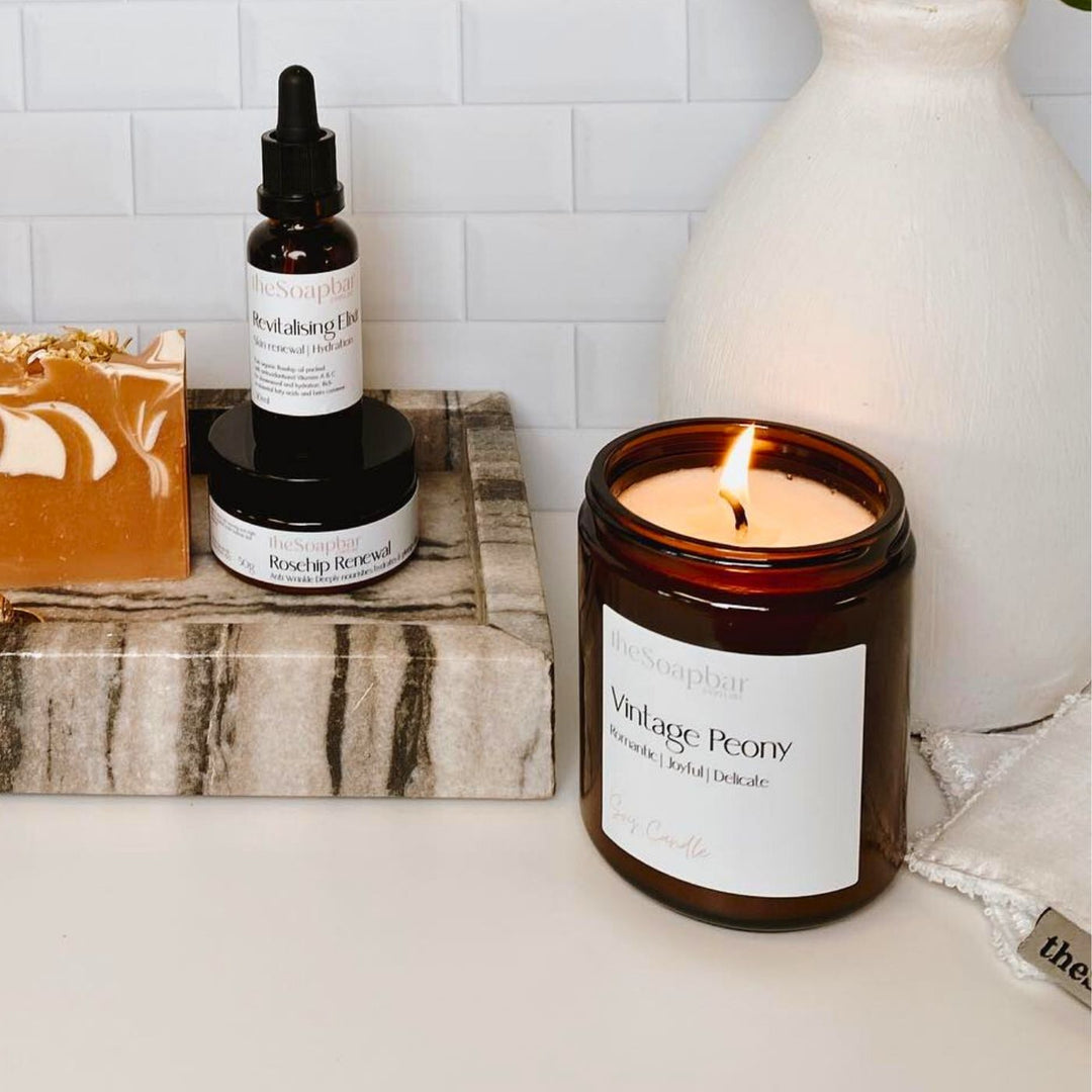 A Vintage Peony Candle
