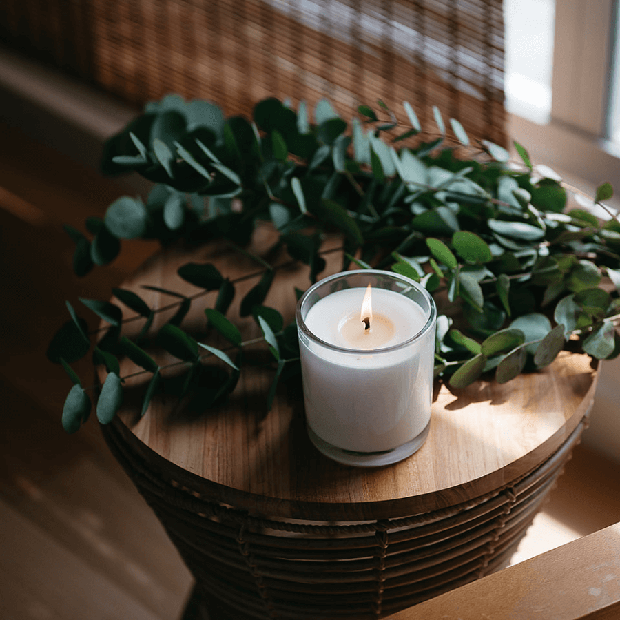 CandleXchange Australian Bush scented soy candle. Pure soy wax and cotton wicks create an even, clean, and safe burn for up to 80 hours.